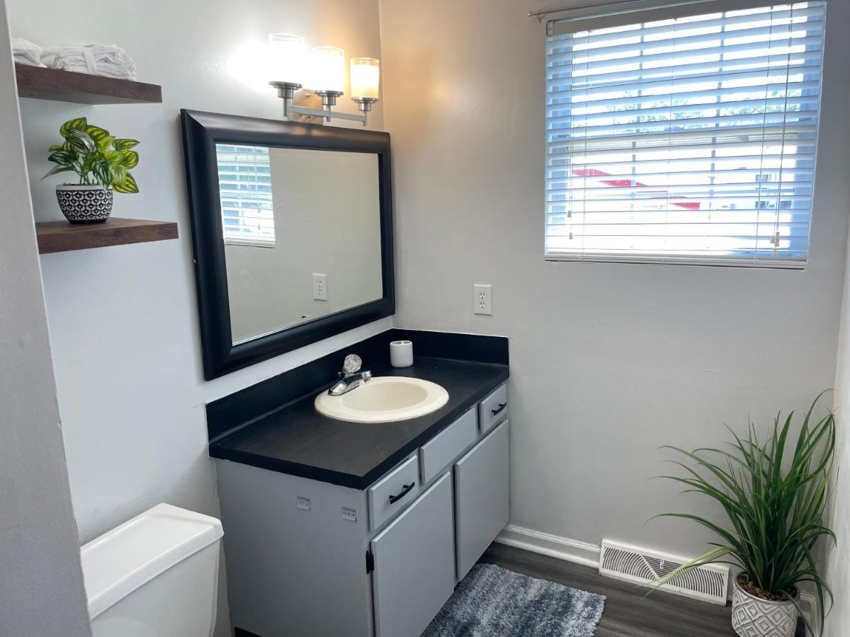 Spacious 1King Bd/2Queen Bd/* 1 Mile From I-85 Lexington Eksteriør billede