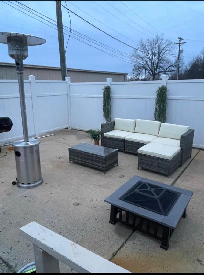 Spacious 1King Bd/2Queen Bd/* 1 Mile From I-85 Lexington Eksteriør billede